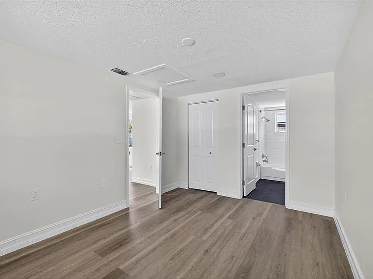 5409 Oceanic Rd — Photo 27
