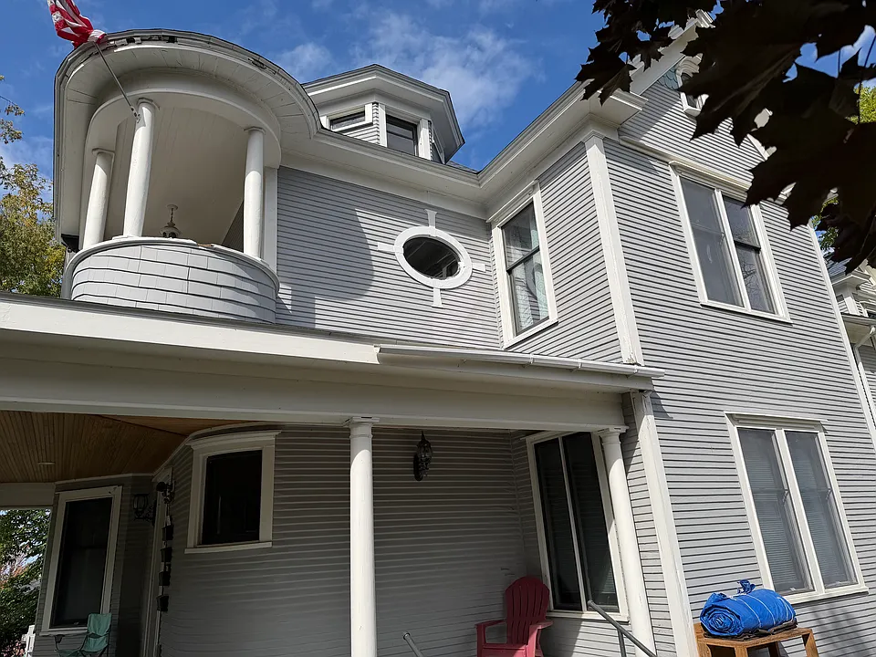 603 E Mitchell St #2