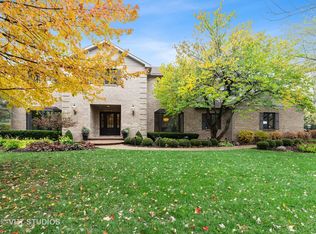 34999 N Oak Knoll Cir, Gurnee, IL 60031