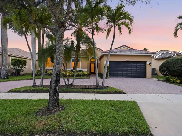 1032 NW 139th Ter, Pembroke Pines, FL 33028