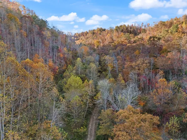 9999 State Highway 11, Manchester, KY 40962