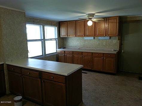 Kitchen Prep Area - Dining Area