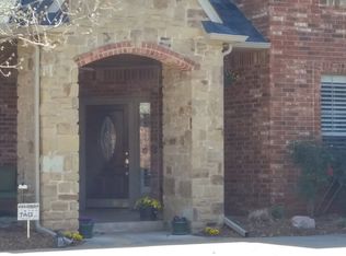 3000 Viewmont Rd, Edmond, OK 73003