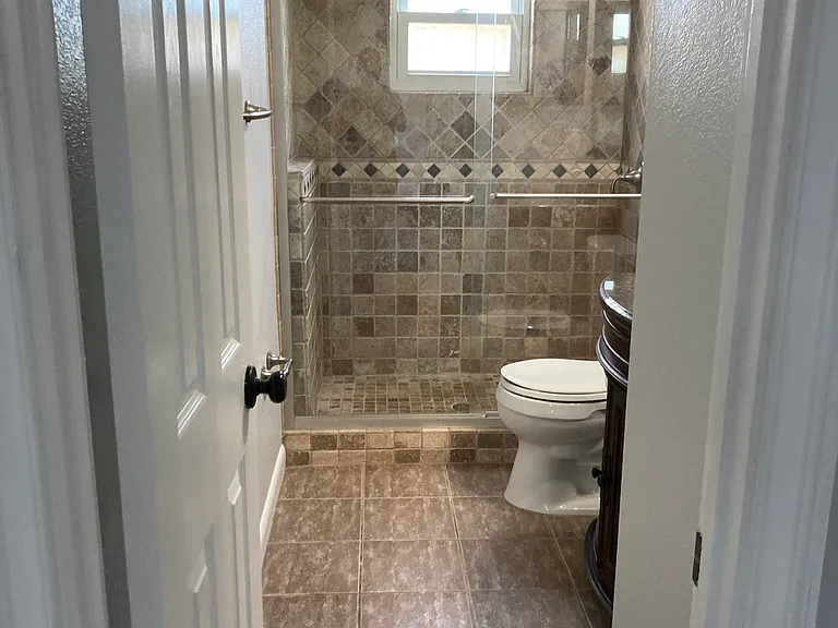 10606 Whitman Cir — Photo 35