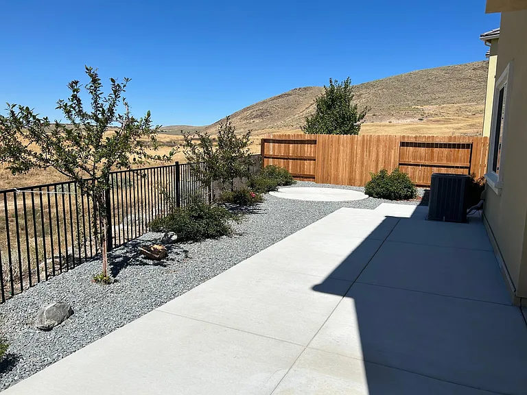 3281 Pantheon Dr — Photo 21