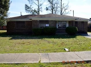 1109 Huey St, Cleveland, MS 38732