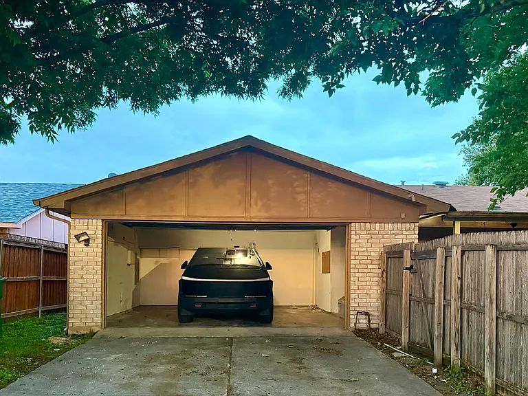 2929 Winterberry Dr — Photo 15