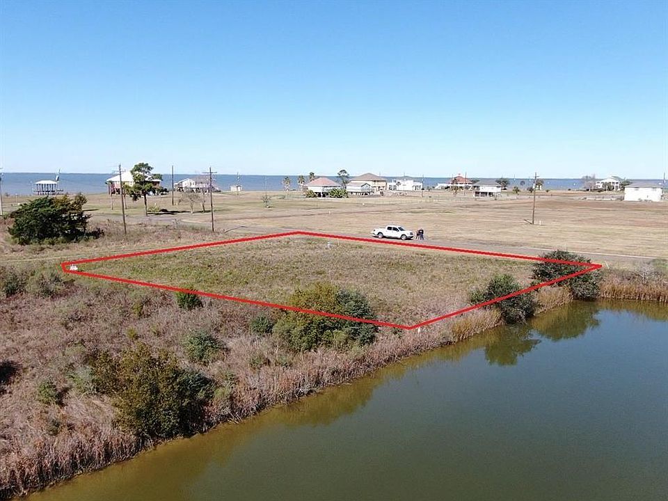 1st image of Flamingo Dr