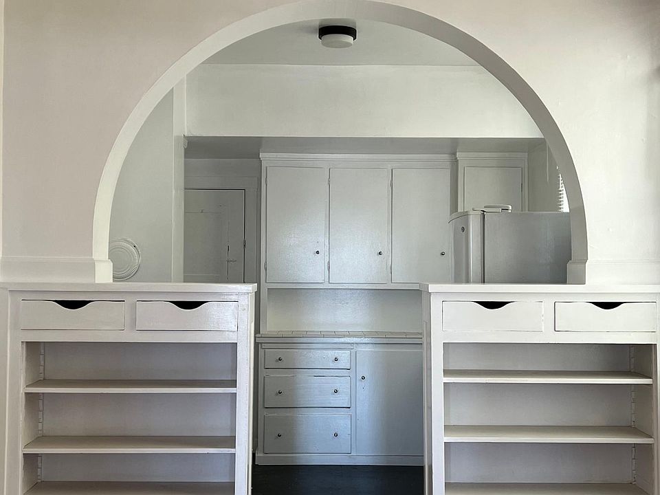 1st image of 2055 California St APT 203