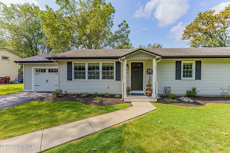 4th image of 17 Windcrest Drive
