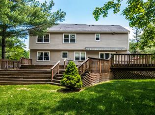 6 Jamestown Rd, Eatontown, NJ 07724