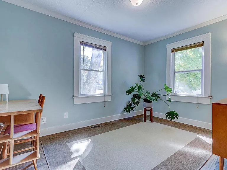 700 Oglewood Ave — Photo 10