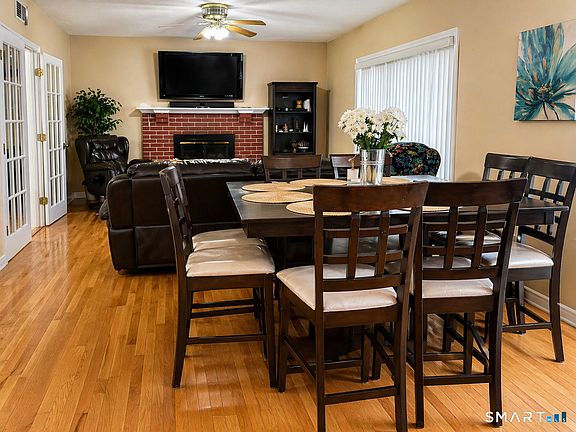 4th image of 80 Ridgecrest Drive