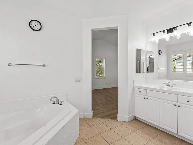 12326 White Horse Ct — Photo 20