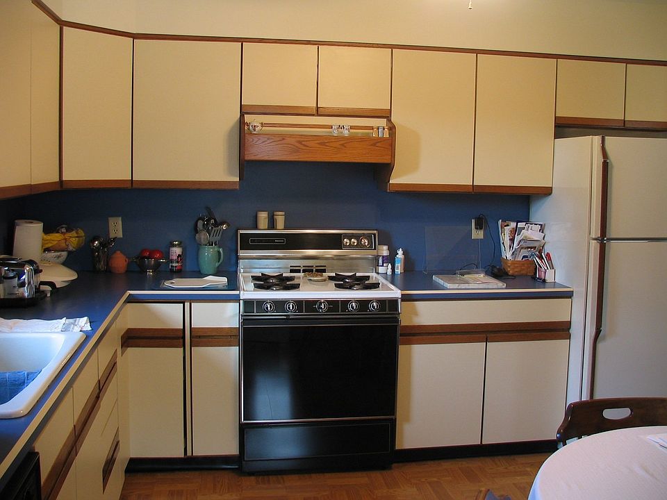 2nd image of 1767 Glenwood Dr