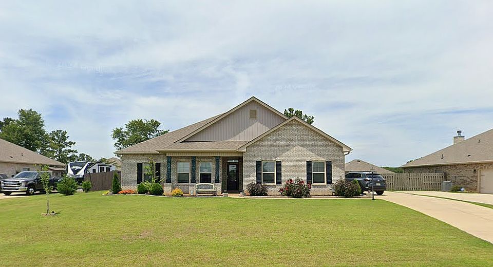 1st image of 111 Richard Rd