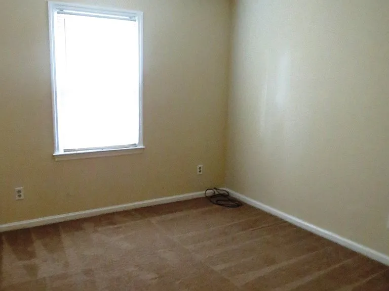 879 Arlington Dr — Photo 15