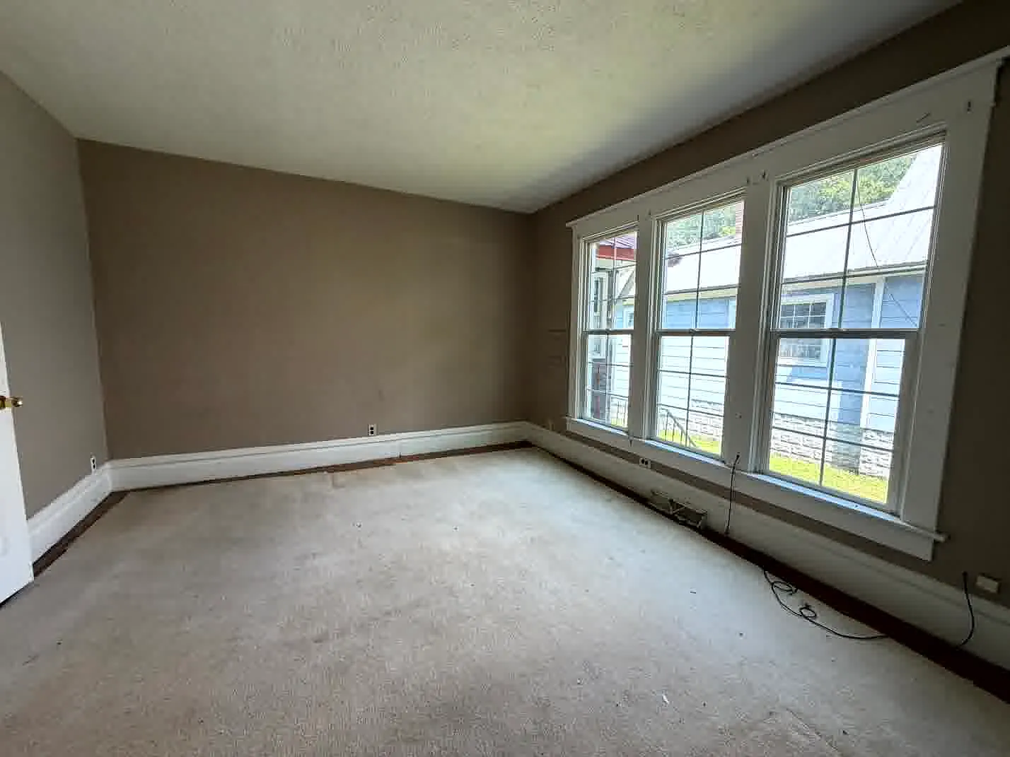 520 W Marion St — Photo 2