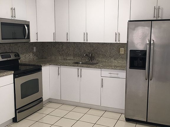 3rd image of 350 Menores Ave #6