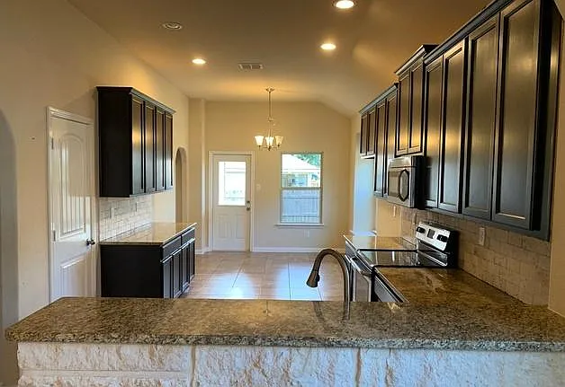 3511 Dunlap Flds — Photo 4