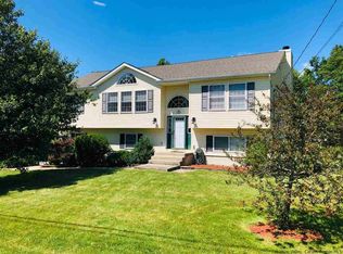 30 Jenkins Ln, Plattekill, NY 12528