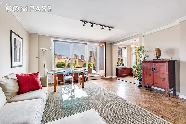 Sold by Compass | media 3