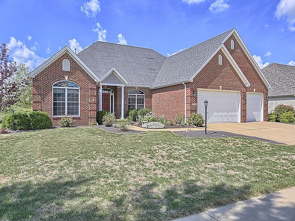 3rd image of 1509 Beaver Lake Dr