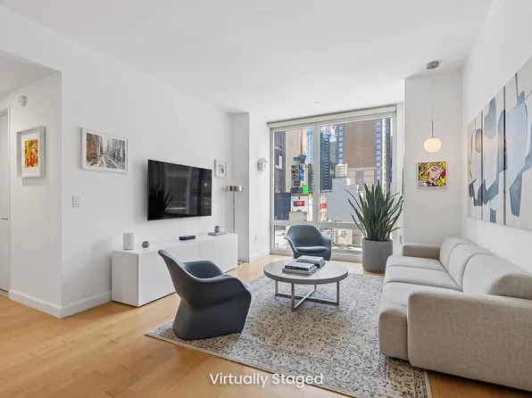 247 West 46th Street image 1 of 13