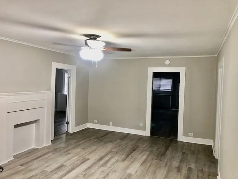 912 Rome St — Photo 2