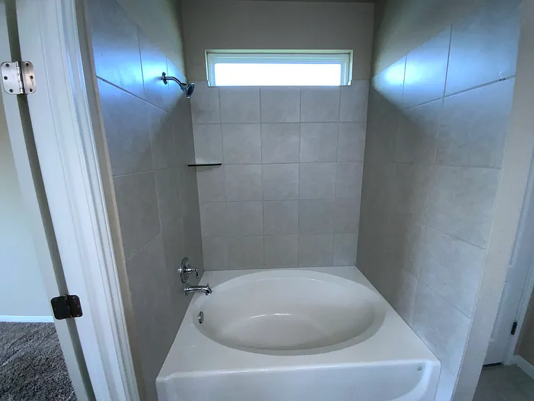 1228 Grand Oak Trl — Photo 9