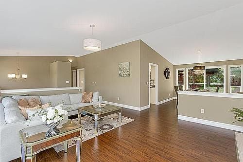 4th image of 15011 SE 49th St