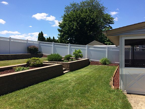 Spacious Two-Level Back Yard