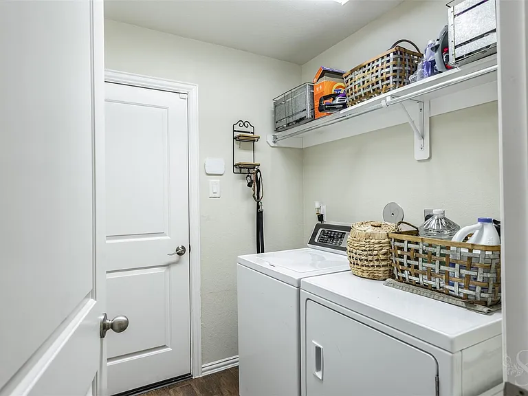 6003 Hedgepark Dr — Photo 33