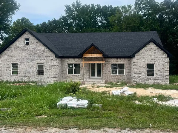 152 Leatherwood Cir, Batesville, AR 72501