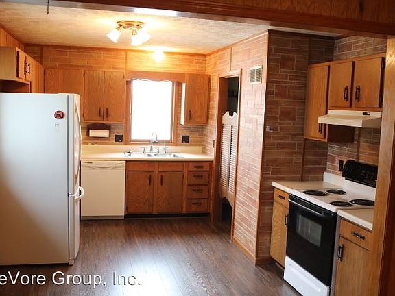 4th image of 3782 Apple Valley Dr