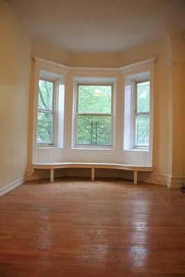 Rented by Lang Realty LLC | media 24