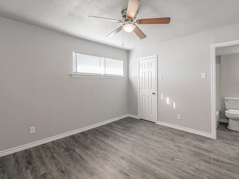 bedroom again