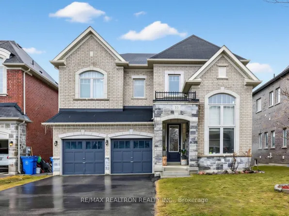 10 Mary Willson Ct, East Gwillimbury, ON L9N 0P5