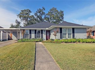 106 Donelon Dr, River Ridge, LA 70123