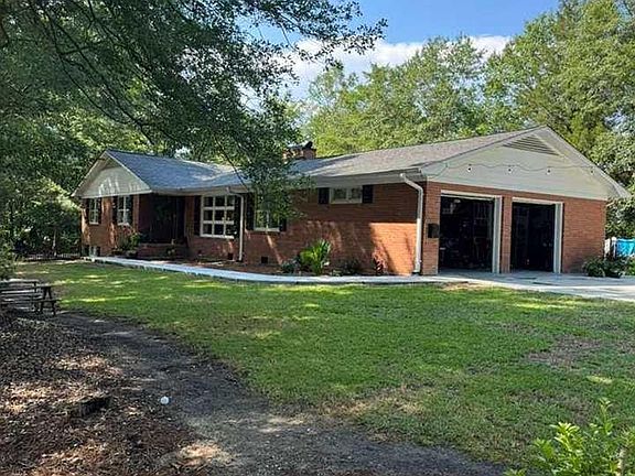 5th image of 304 Sliding Hill Rd