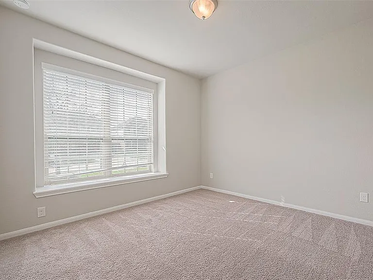 1711 Dominion Heights Ln — Photo 30