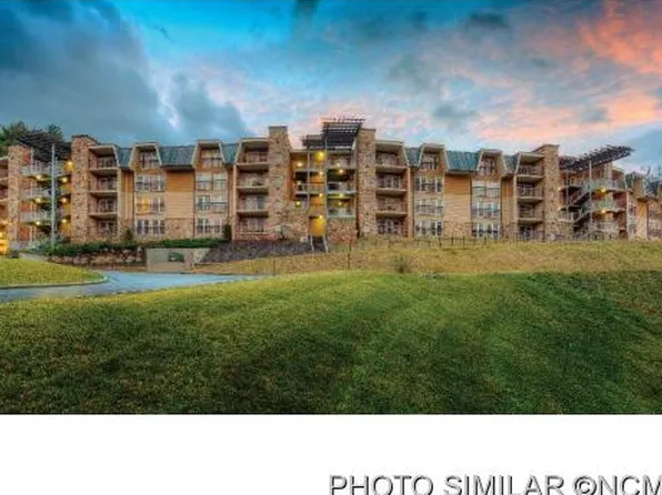 403 Bowling Park Rd, Asheville, NC 28803