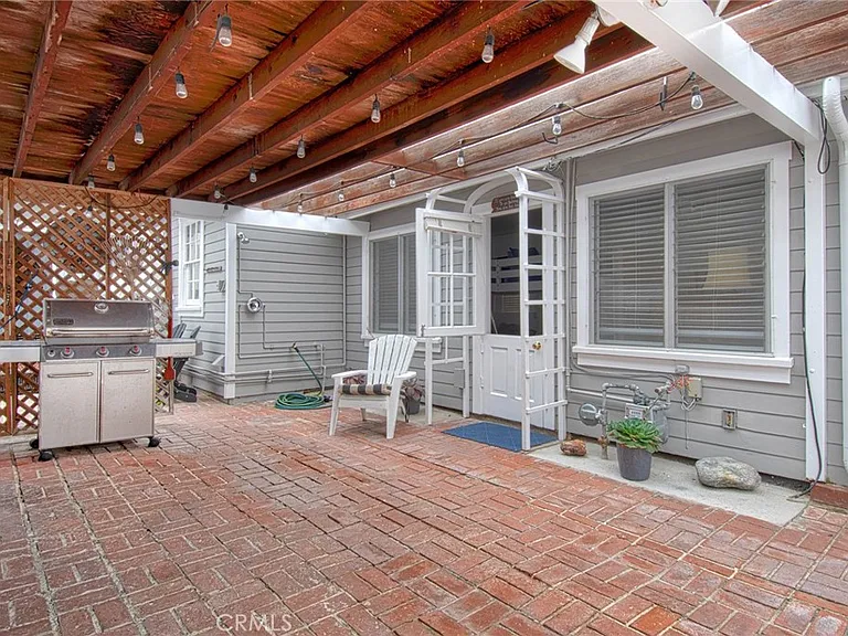 209 Agate Ave — Photo 15