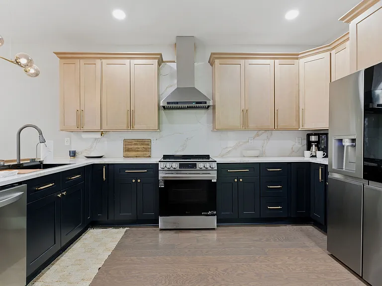 907 Beecher St SW — Photo 5