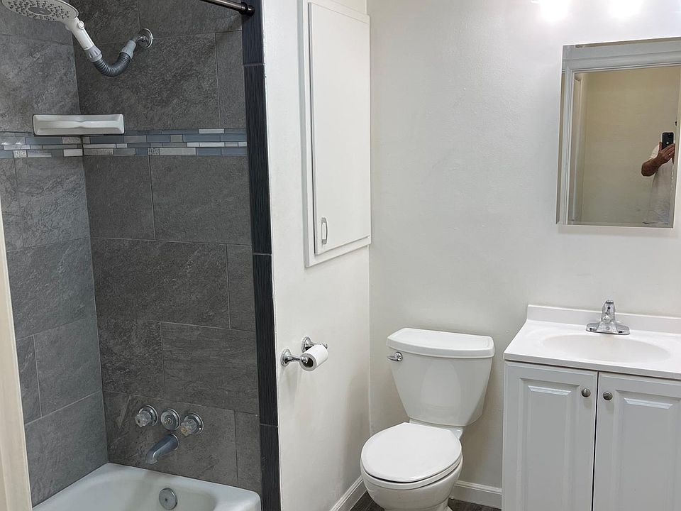 1st image of 444 Saint Mary St APT 8