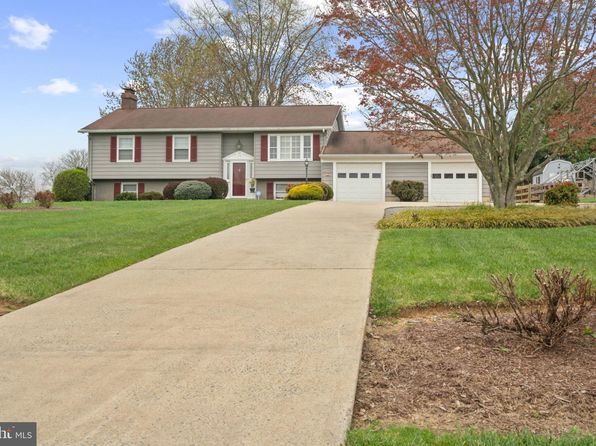 5804 Catoctin Vista Dr, Mount Airy, MD 21771