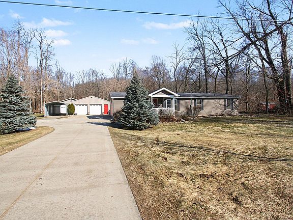 4th image of 3353 Babylon Rd