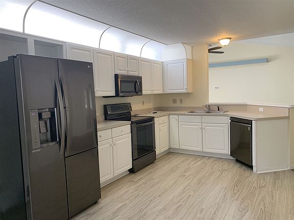 5th image of 607 W Bianca Cir