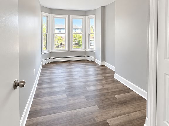 2nd image of 131 Broadway #2