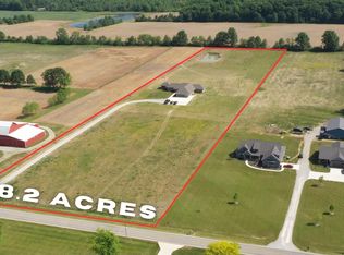 9372 Garman Rd, Leo, IN 46765